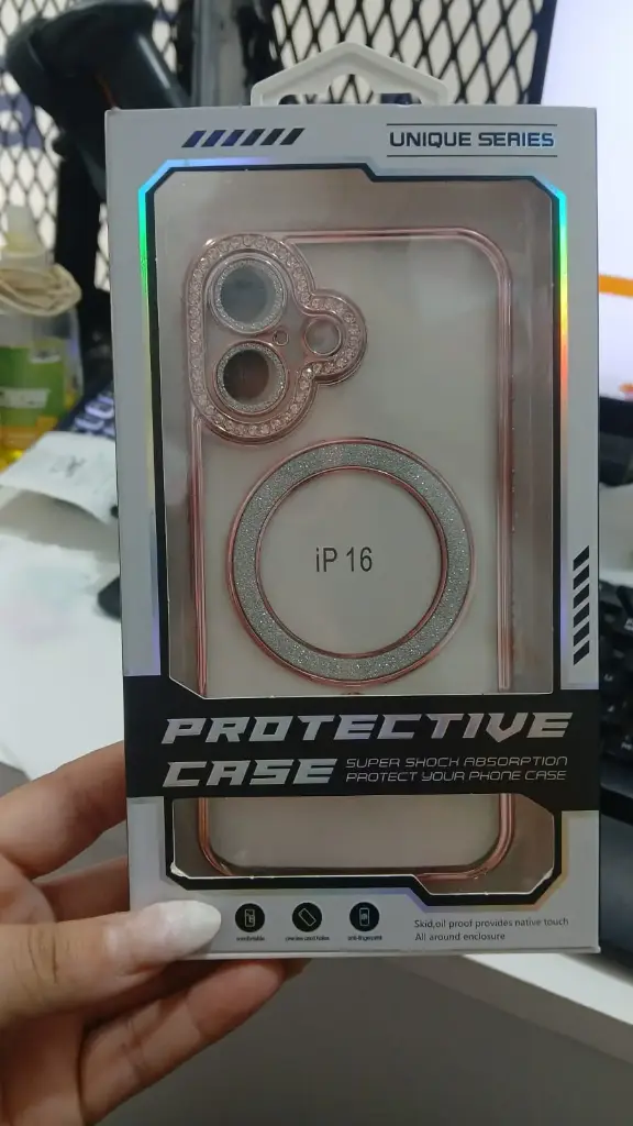 FUNDA CON STRAP Y GLITER IPHONE