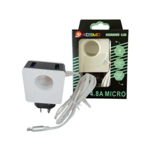 CARGADOR KOSMO  CON CABLE V8 + 2 PUERTO USB  4.8A 