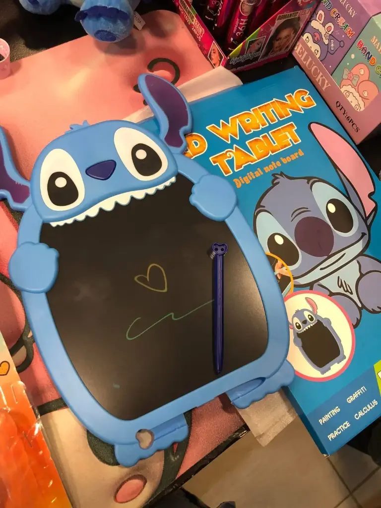 PIZARRA MAGICA CON PERSONAJES